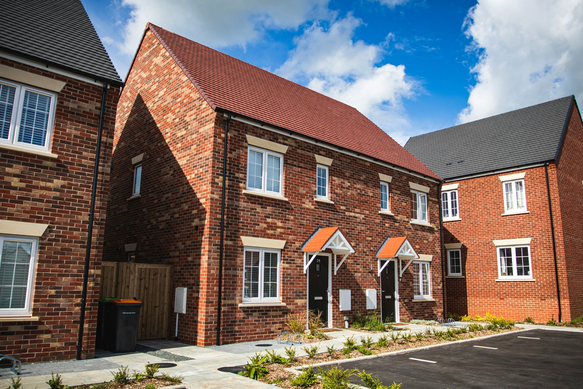 Devon house prices 'surge' as energy efficiency deadline looms
