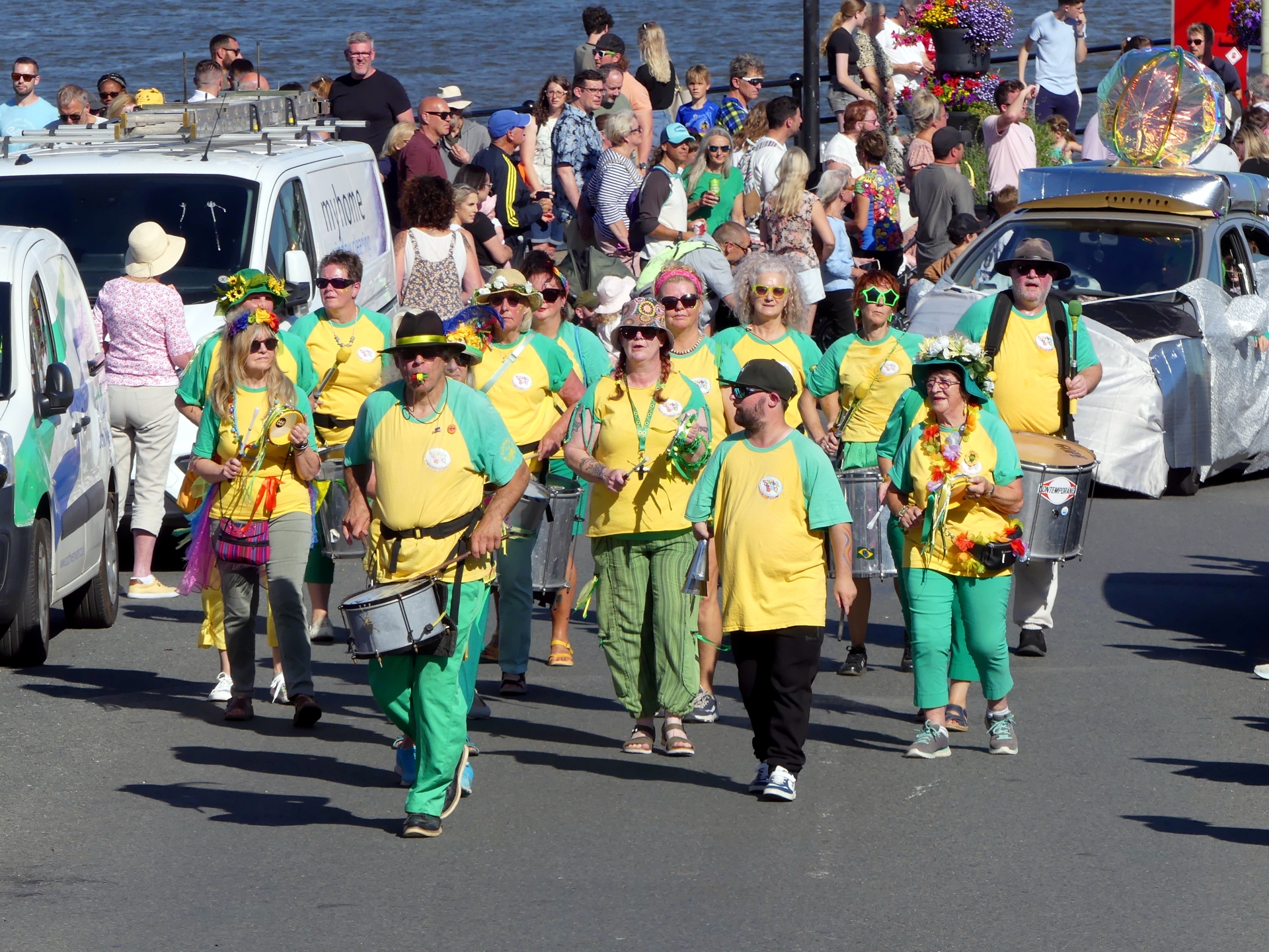 Pictures: Appledore Carnival
