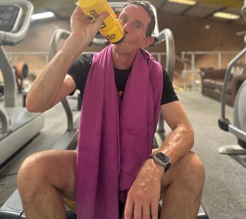 The supportive atmosphere at the gym has been instrumental, with a fellow gym member DJing during his run, a Chinese takeaway being delivered, and various entertainment options, including movies and podcasts.