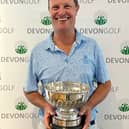 Mark Snape wins Senior Scratch Championships
