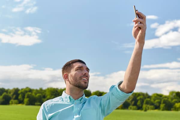 North Devon has been ranked in the bottom 10 in the UK for mobile phone performance – something which will not surprise residents.