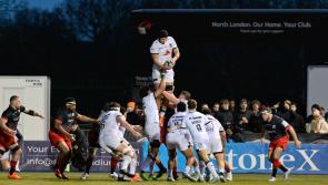 Exeter Chiefs stun Saracens with late fightback to go top of the Premiership