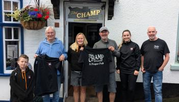 The Champ backs Appledore FC