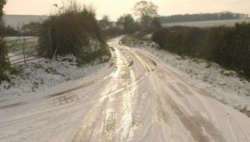 Met Office issues warning as icy conditions set to hit Devon this weekend