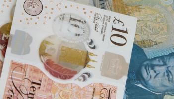 money credit Adobe Stock