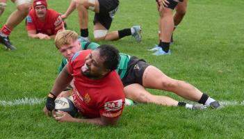 Try for Viliame Kotobalavu. Pic from Bob Collins