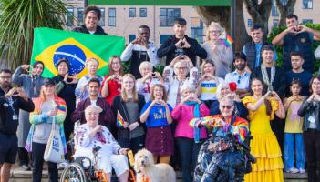 Sunrise Diversity students-volunteers