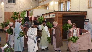 South Molton Easter Passion Play (1) CROP