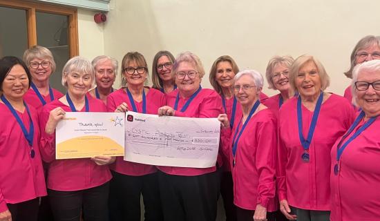 Appledore Singers raise &pound;850 for Cystic Fibrosis at Christmas concert