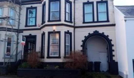 Barnstaple guest house to become nine-bed HMO despite parking outcry