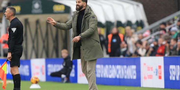 Plymouth Argyle Head Coach Miron Muslić opens talks with German club