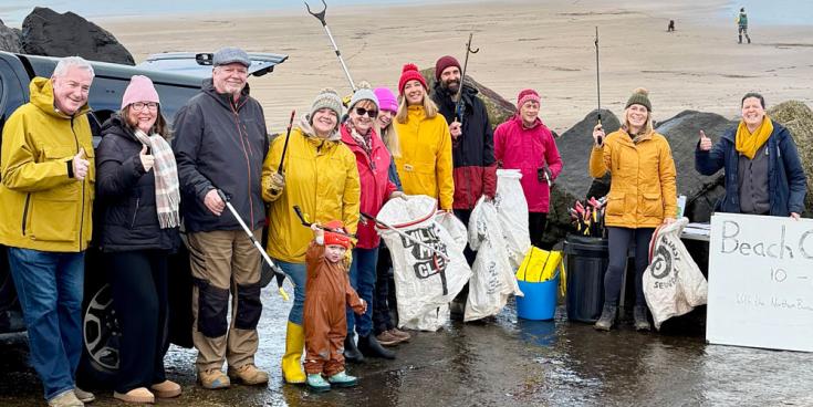 North Devon cleaned up by hundreds as nearly 700kg of litter is hauled away