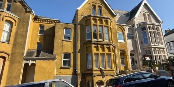 Former Devon hotel listed for auction with multi-flat potential