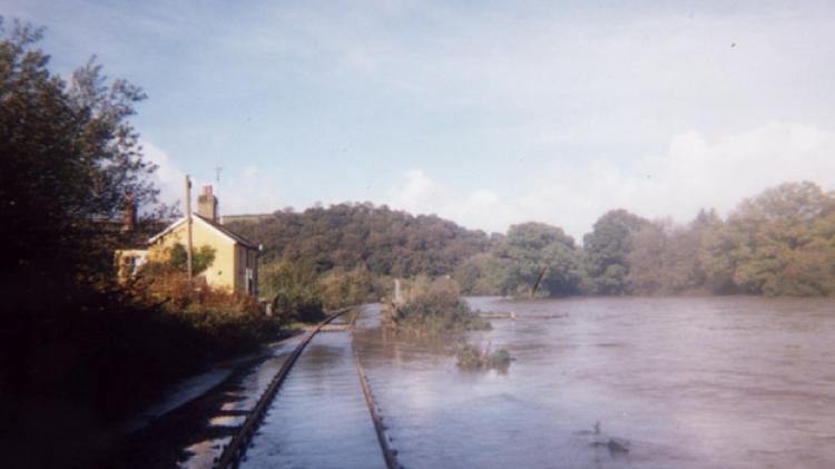Tarka Line flooding in 2000 credit Ainsley-Bennett
