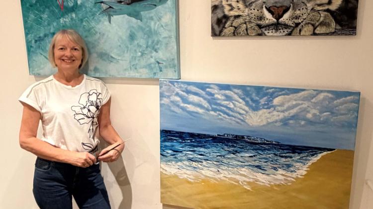 Bideford optician helps save North Devon artist&rsquo;s sight