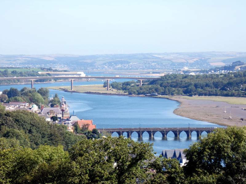 The River Torridge passing through Bideford - Credit: Graham Hobbs