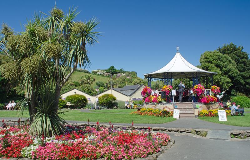 Ilfracombe seafront - Credit: Jedda Stidson
