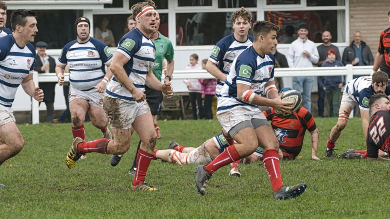 Matt Lewis carrying the ball. Pic from Kevin Crowl