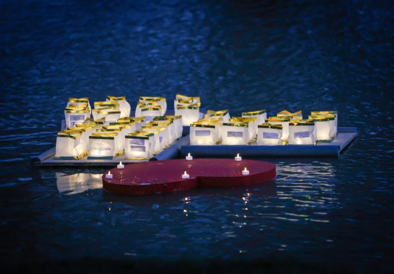 ndg GY Care South Kenwith Castle Candles on the Lake event (3)