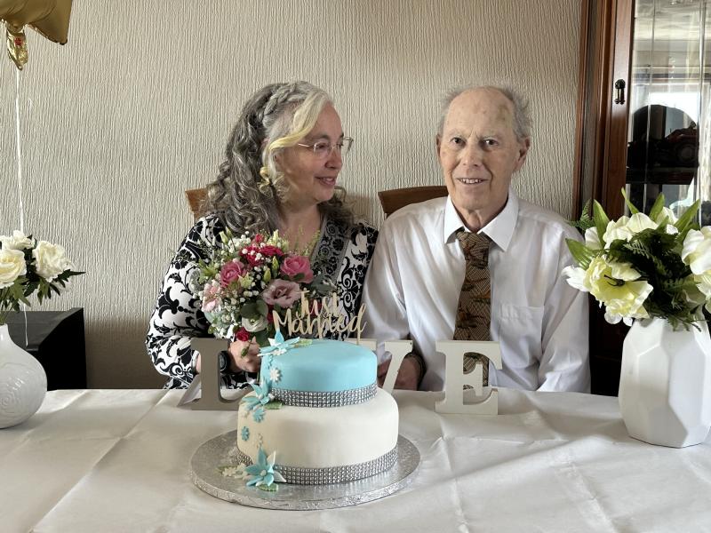 Bideford couple enjoy perfect wedding day thanks to North Devon Hospice