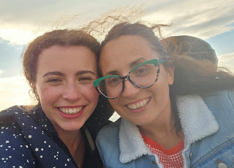 Barnstaple teen’s head shave to fight the disease that is stealing her mum away