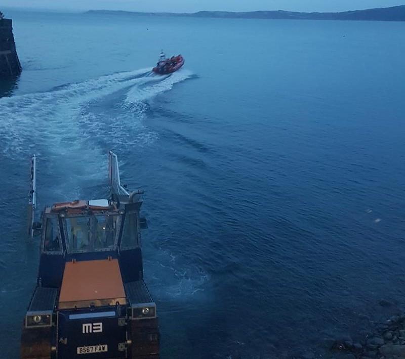 Clovelly RNLI volunteers aid in dramatic rescue