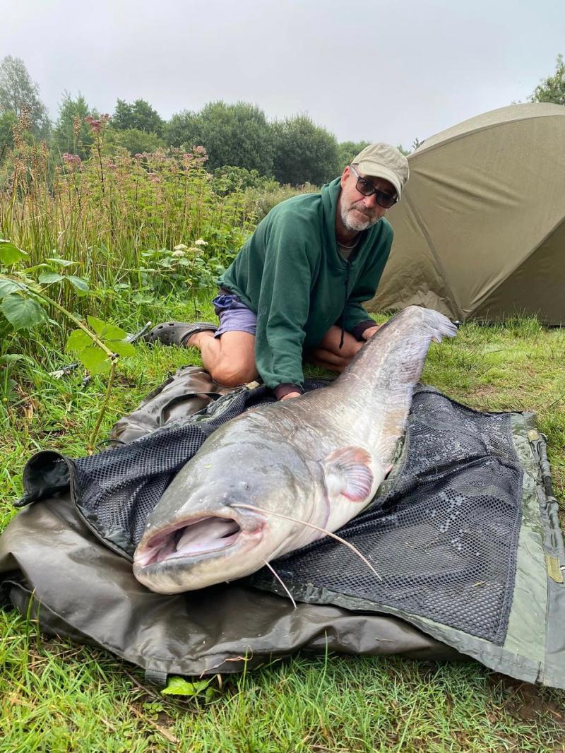 Bruce Elston catches a monster