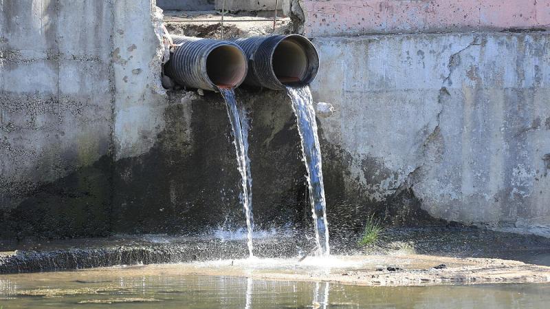 Record sewage dumping requires action