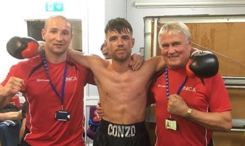Conor McIntosh pro debut 2021 with trainers Richard Grigg and Dick Kersey MBE