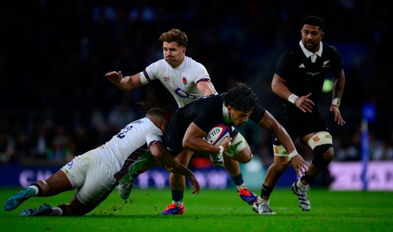 Henry Slade in action against New Zealand. Pic from PPAUK