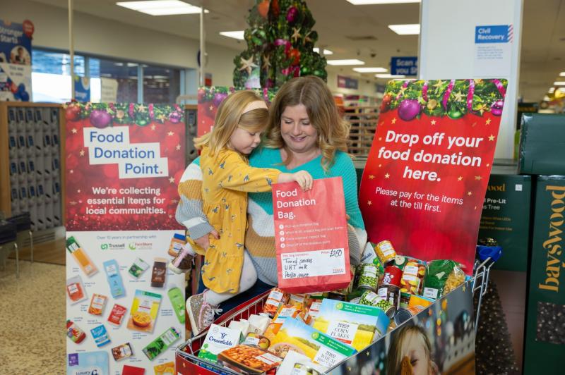 North Devon shoppers support winter food collection