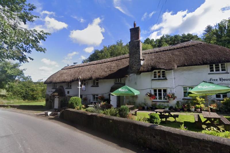&ldquo;Historic&rdquo; inn in North Devon goes on the market