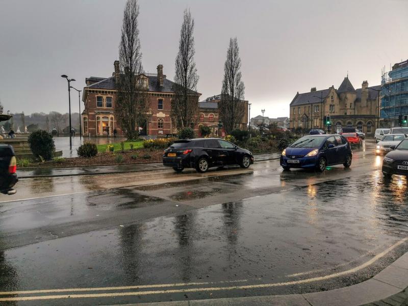 Six-week gas works to cause lane closures on main North Devon road