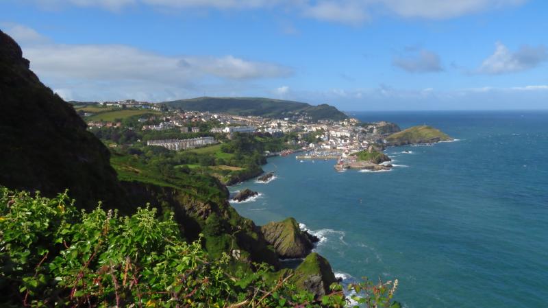 ndg Ilfracombe harbour view credit Colin-Park
