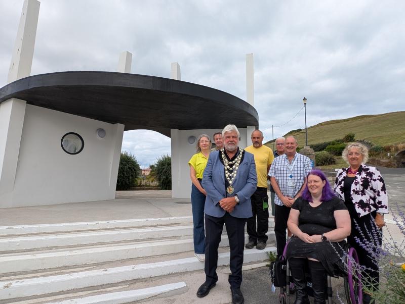 £160,000 investment brings new toilets and bus shelter to North Devon coast