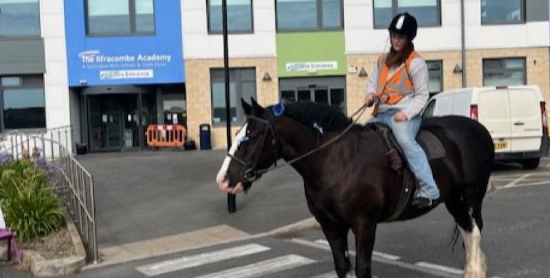 GCSE Ilfracombe horse ride (1) crop