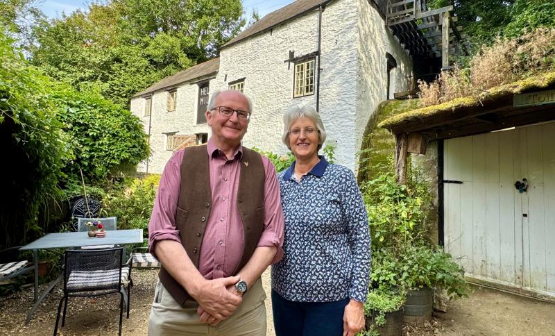 Hele Mill David Kathy Jones credit Viral PR 1