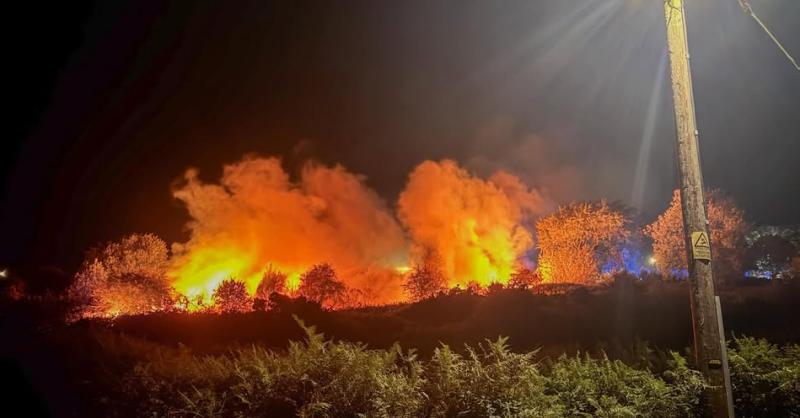 Torrington gorse fire credit Dean Rondel 1