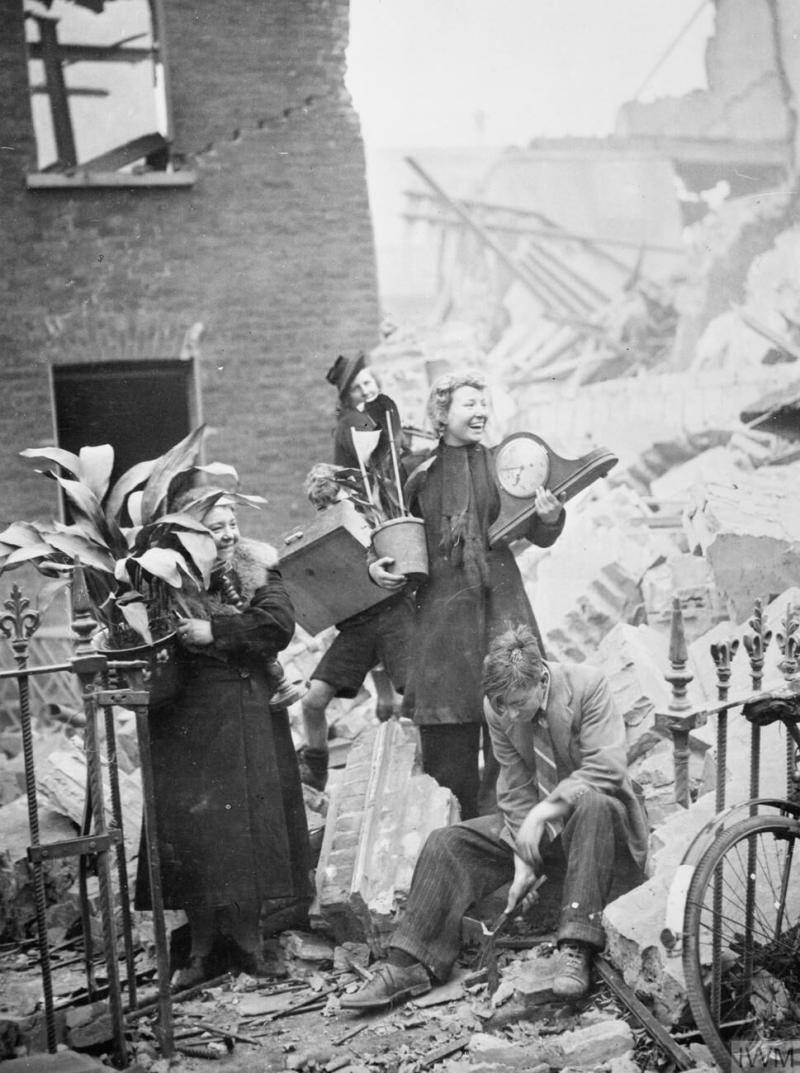 Air raid damage in the Blitz Pic Wikimedia