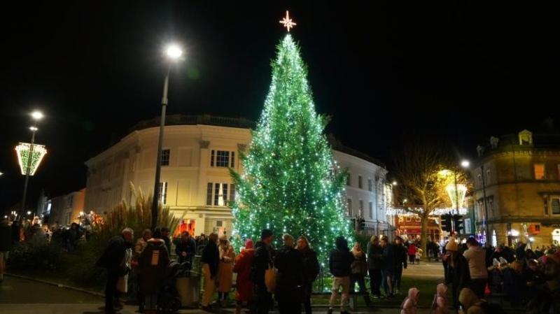 barnstaple xmas lights 2024 credit AW Photographic