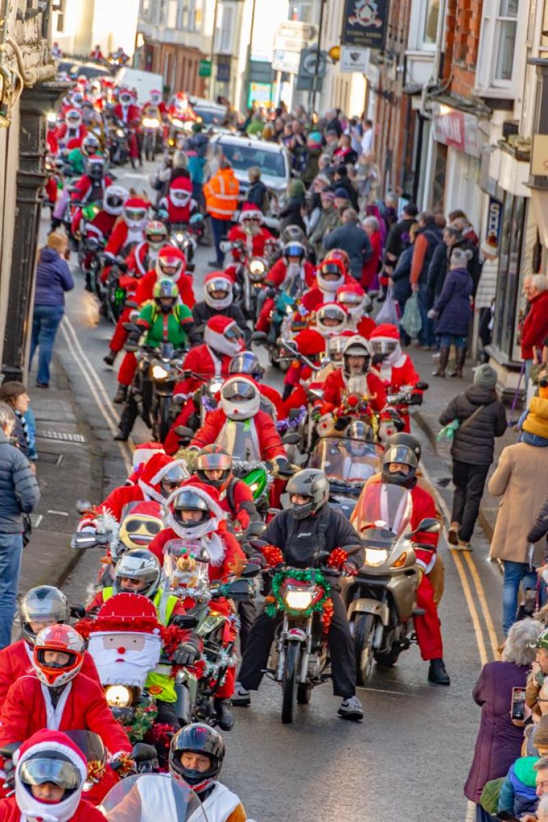 Santas arriving South Molton 2025