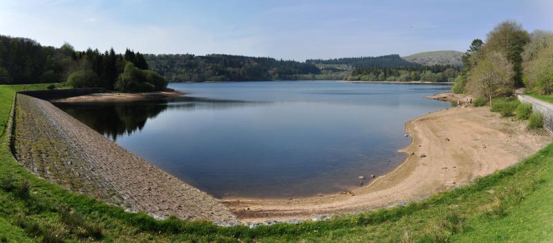 Devon feels impact as UK records hottest and sunniest year ever Image- Nilfanion