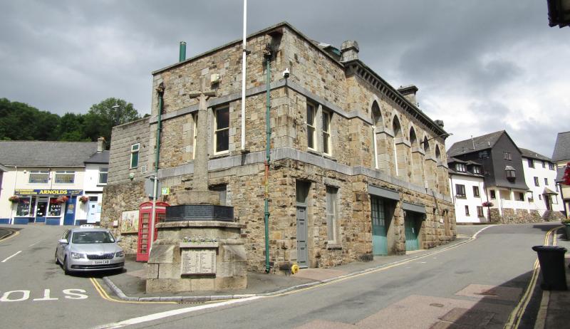 Band D council tax in Bovey Tracey and Heathfield will rise by 62p a week (Image- Colin Smith CC BY-SA 2.0)