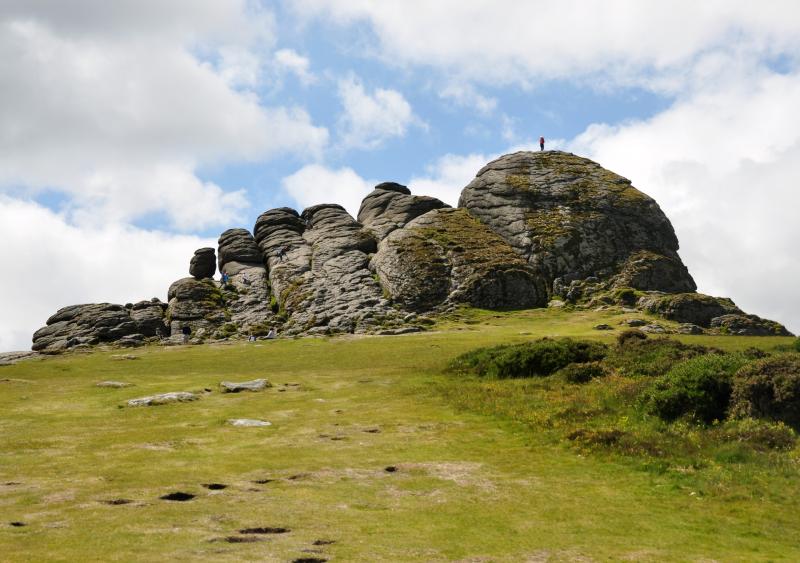 Haytor on Dartmoor (Image- Nilfanion, CC BY-SA 3.0)