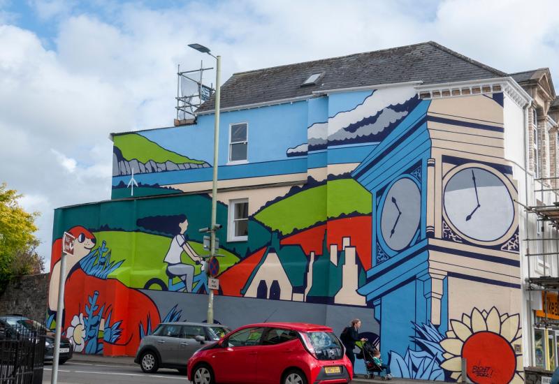 PICTURES: Artist Richt reveals incredible new mural for Barnstaple