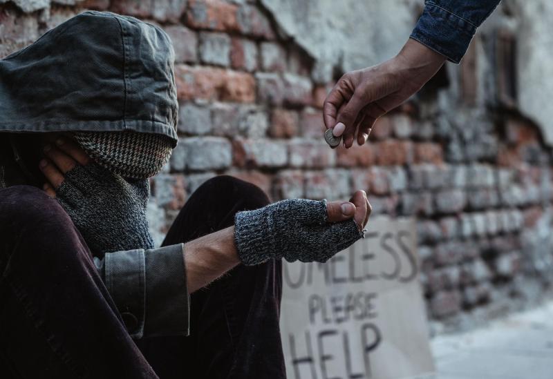 Shoppers urged to give Barnstaple street beggars real change and not ...