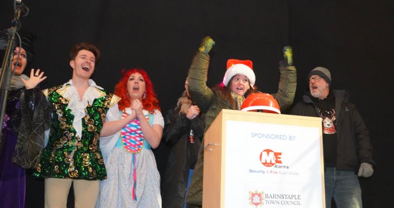 ndg Barn Xmas switch on AW Photography (19)