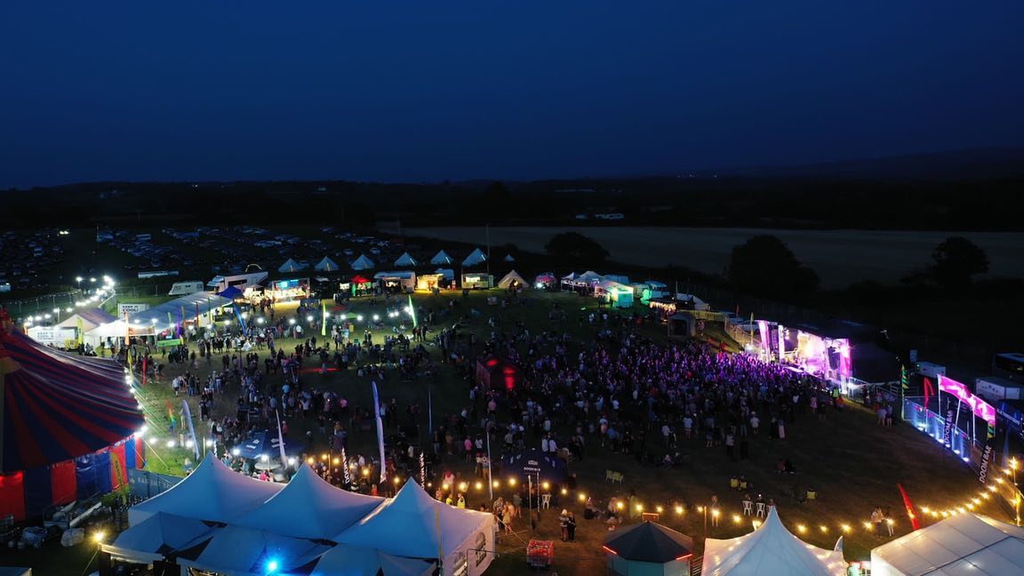 Sheb Fest by night