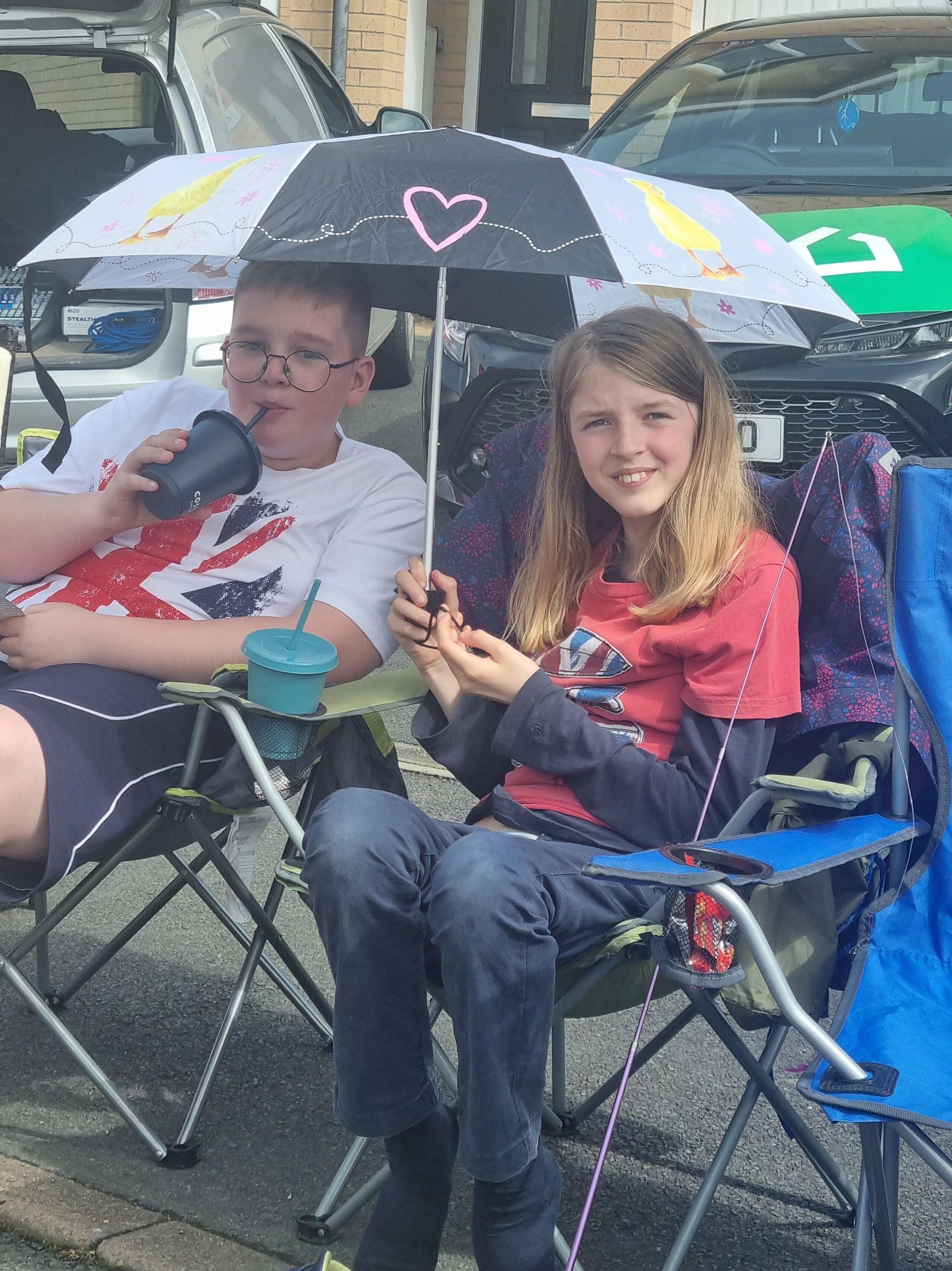 Youngsters enjoying the coronation street party at Chapel Park Close in Bideford. Credit: Heather Grinyer/Gillian Dennis