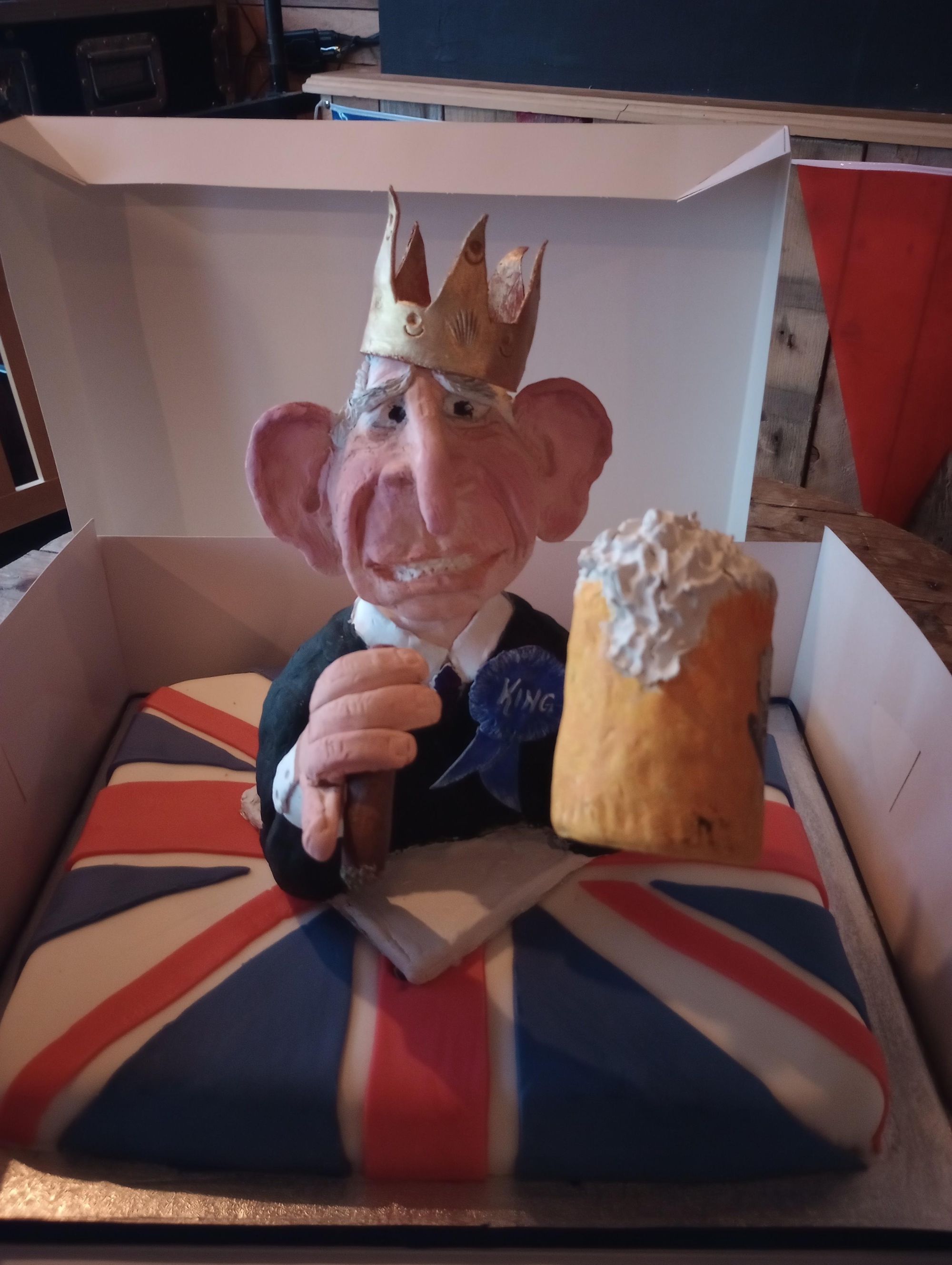 An amazing coronation cake created to help celebrate the occasion at Sweeney Todd’s Bar in Bideford. Credit: Joanne 